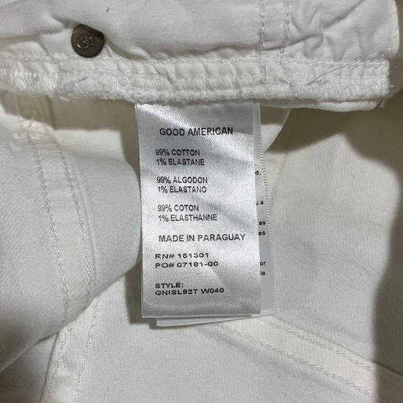 Good American Good 90’s Shorts Size 15 Plus White Denim Distressed High Waist - Picture 7 of 9